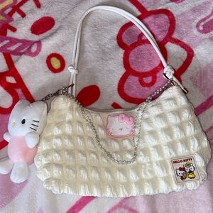 Hello Kitty Pearl Handbag with Plushie